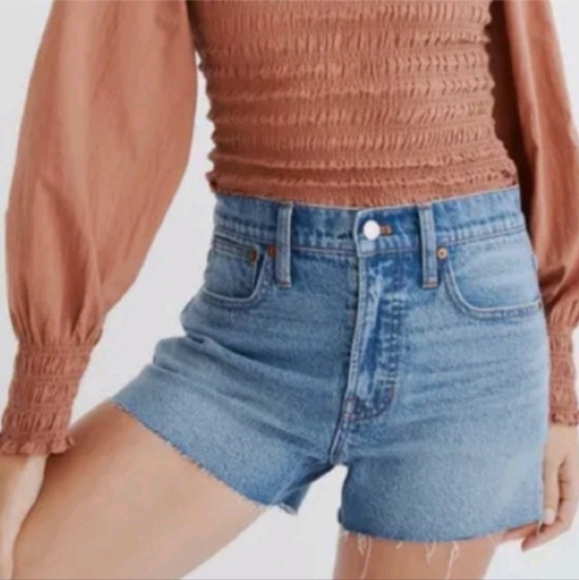 Madewell The Perfect Jean Shorts Bergman Light Wash Distressed Hem Sz 27 - Picture 1 of 8